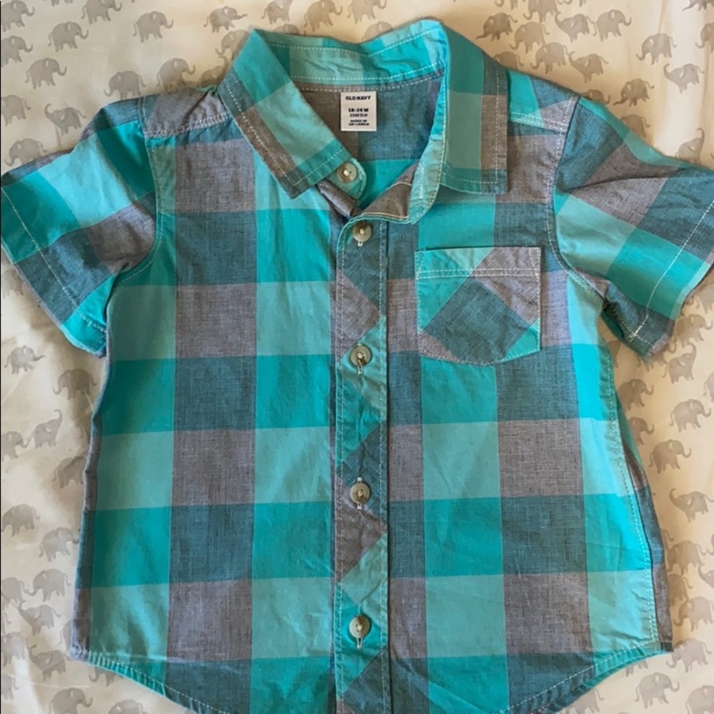 Old navy short sleeve button up